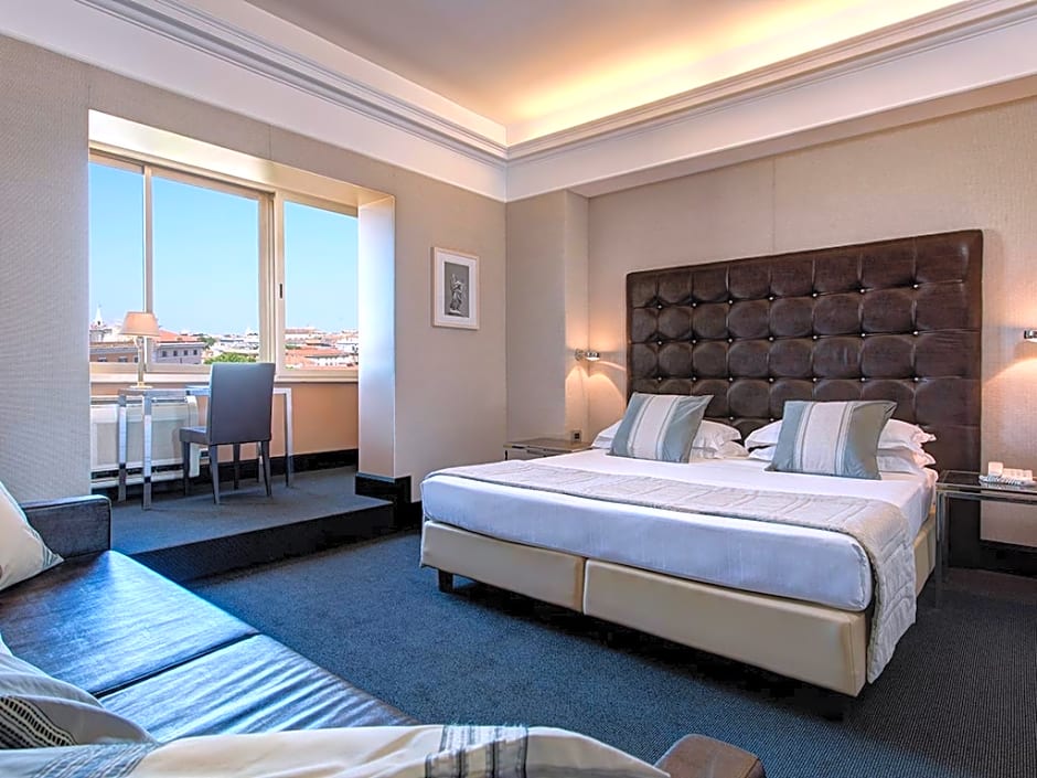 Marcella Royal Hotel