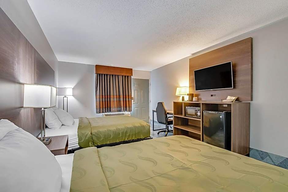 Quality Inn Dalton East