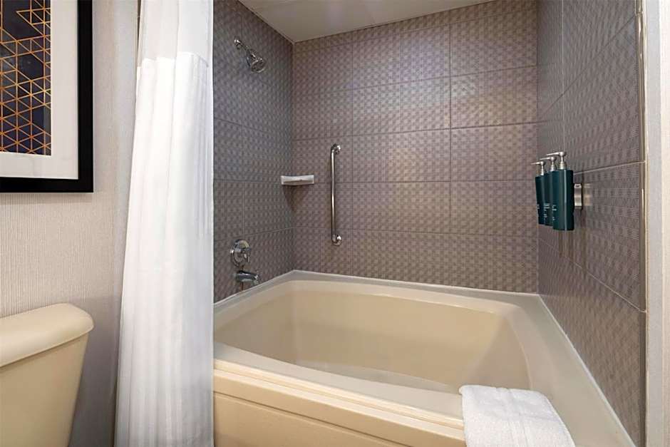 DoubleTree By Hilton Richmond-Midlothian