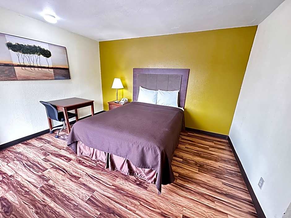 Regency Inn Iola