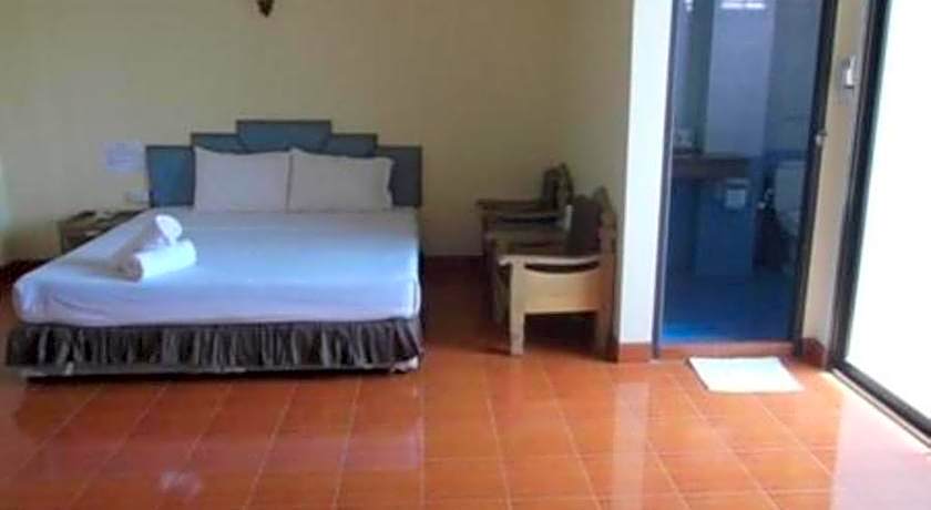 SR Hotel