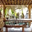 TwoSpaces Living at Wave And Chill House, Canggu