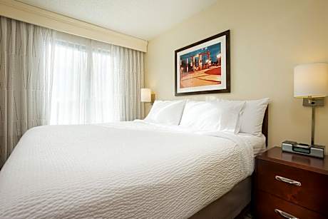 Suite, 1 King, Sofa bed, Whirlpool