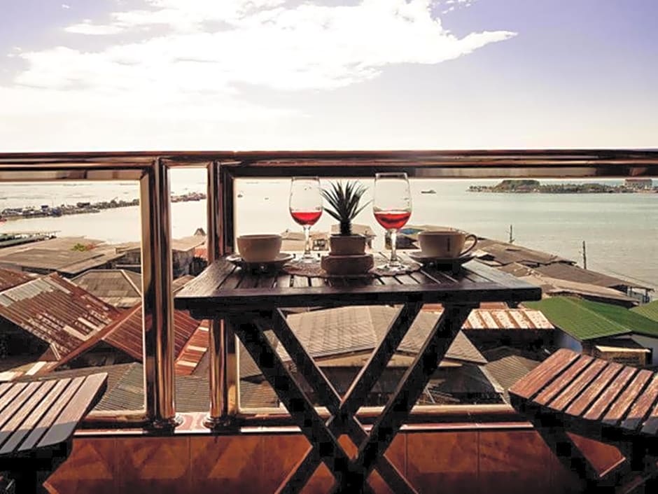 Seaview Sriracha Hotel