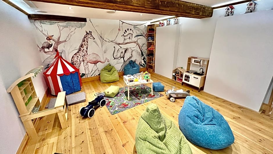 SPANNORT family home with common kitchen and self check-in
