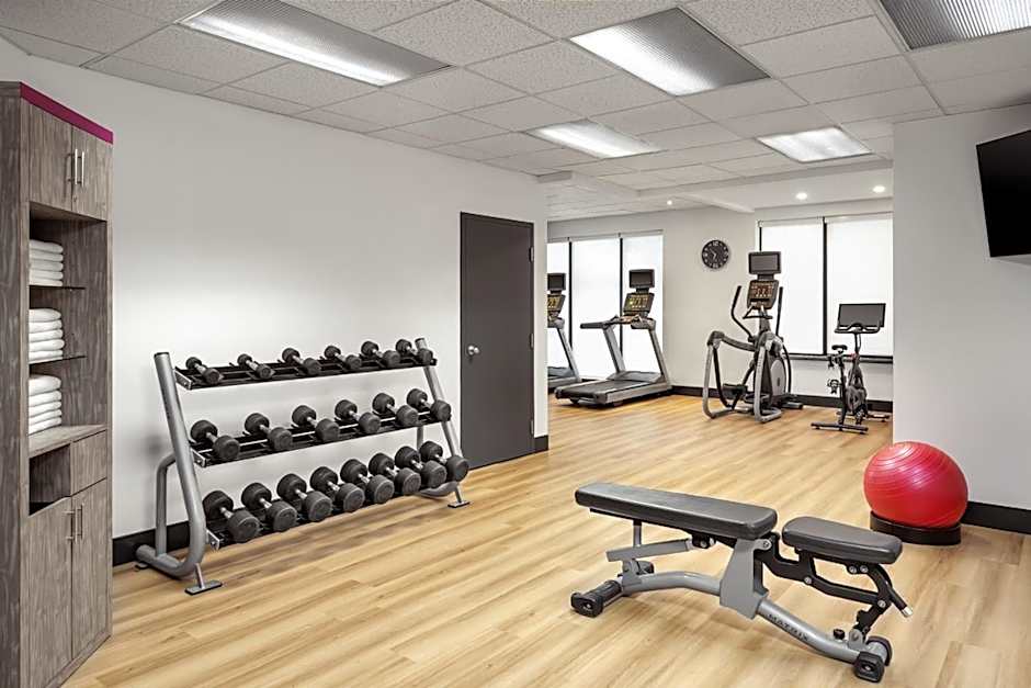 The Brock Niagara Falls Fallsview, Tapestry by Hilton