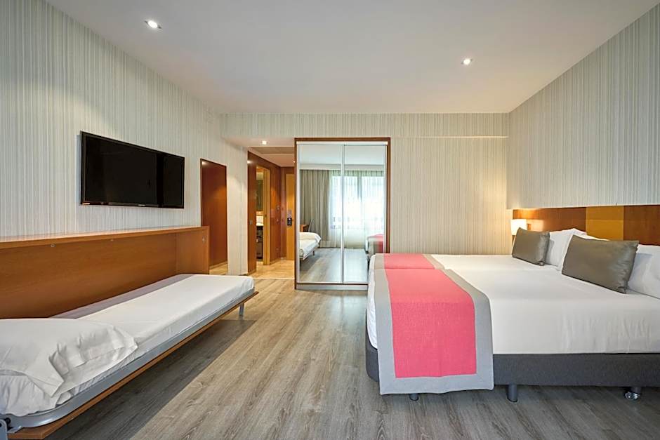Photo 1 of 4 of Triple Room (3 Adults)