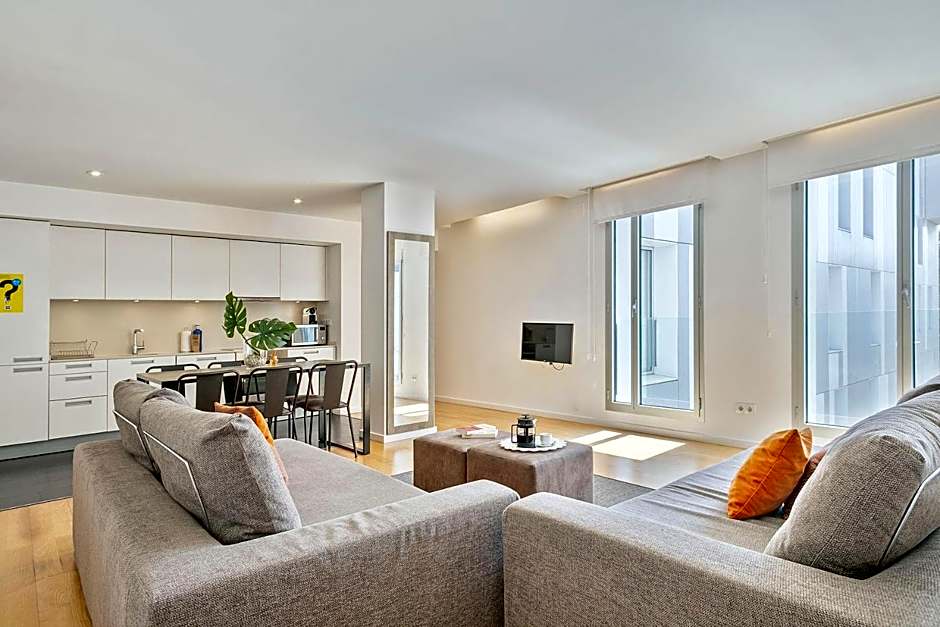 Lugaris Beach Apartments