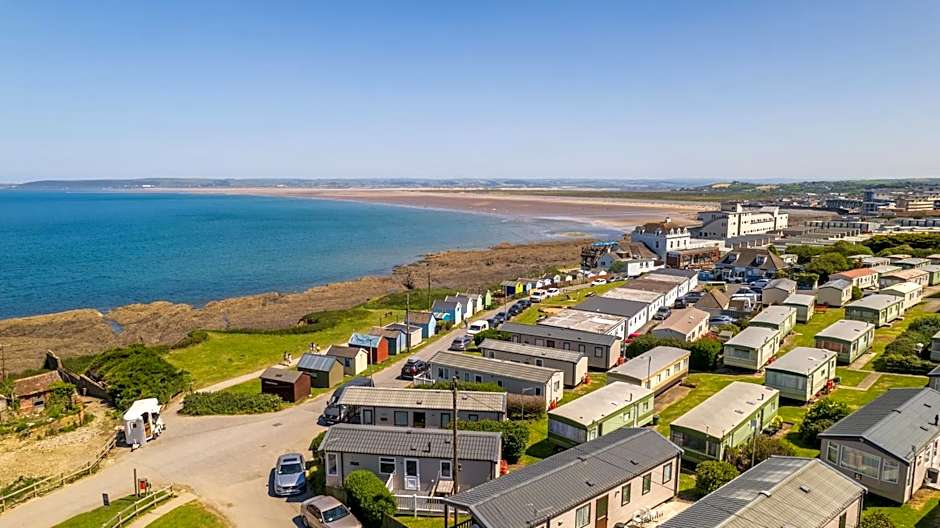 The Royal Clovelly caravan with sea views