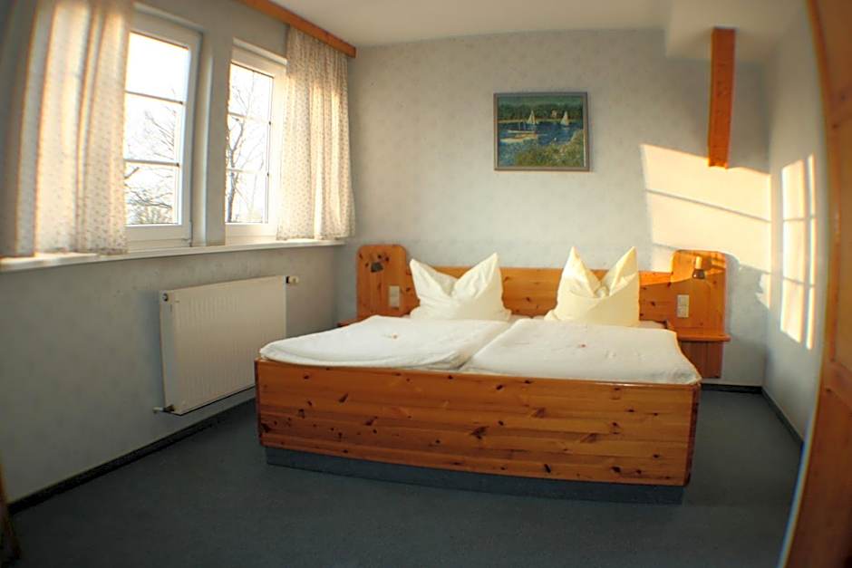 Landgasthof zur krummen Linde