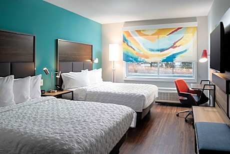 Queen Room with Two Queen Beds - Mobility Access