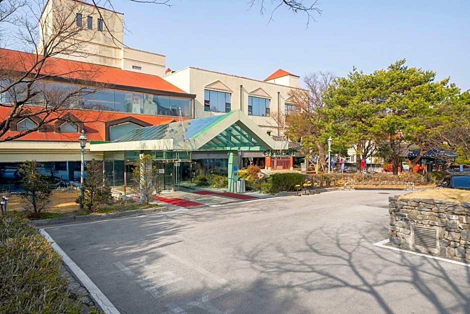Onyang Hot Spring Hotel