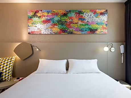 Standard Suite With 1 Double Bed And 1 Double Sofa Bed