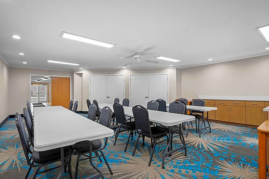 Days Inn by Wyndham Imlay City