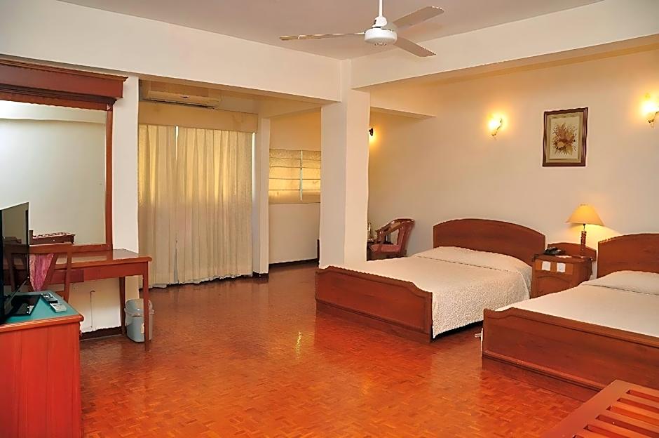 Hotel Sapphire