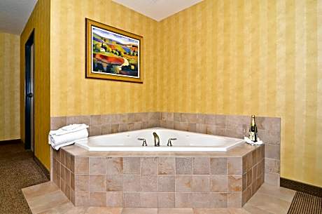 Suite King Size Bed