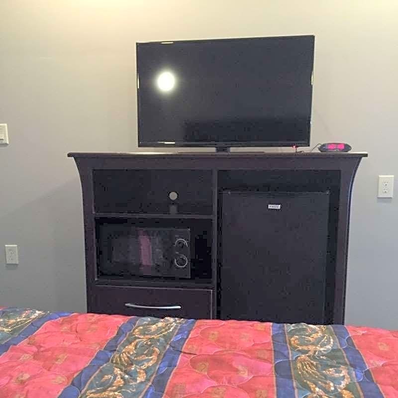 Classic Inn and Suites Humble