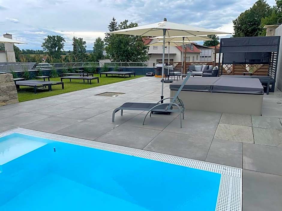 Land-gut-Hotel Landgasthof zur Rose