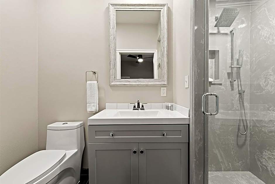 Bywater Suite Hotel