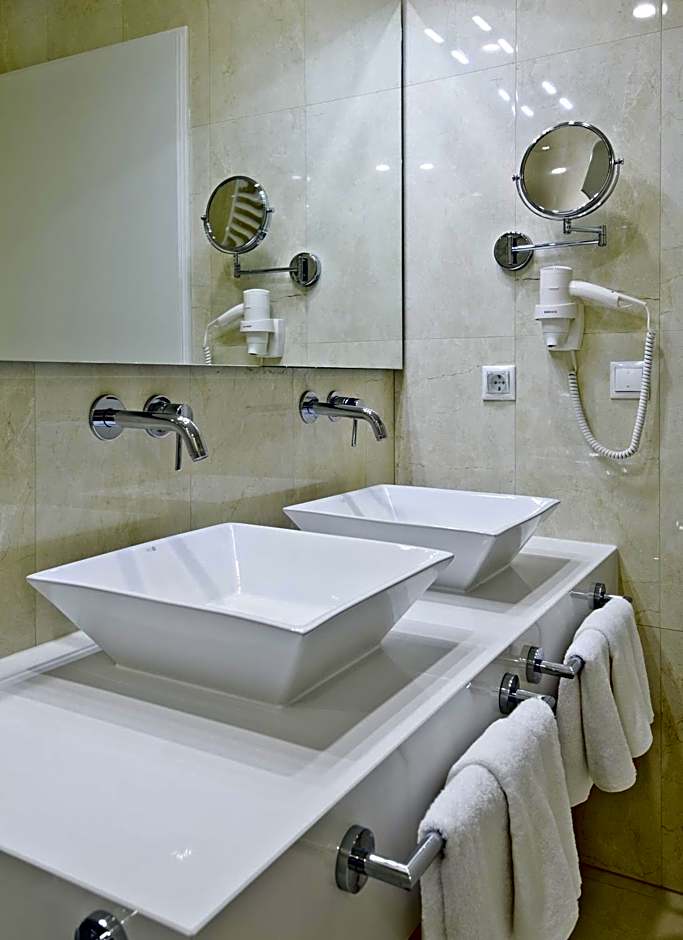 Adele Boutique Hotel