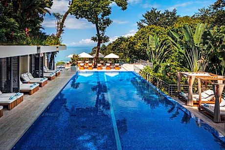 Los Altos Resort