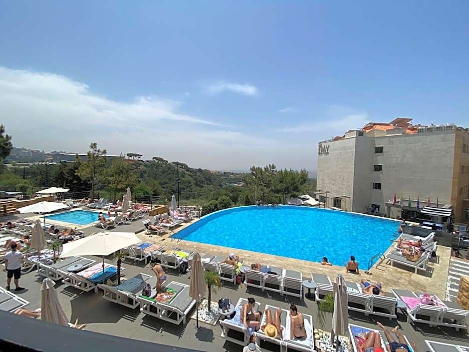 The Ray Hotel and Studios