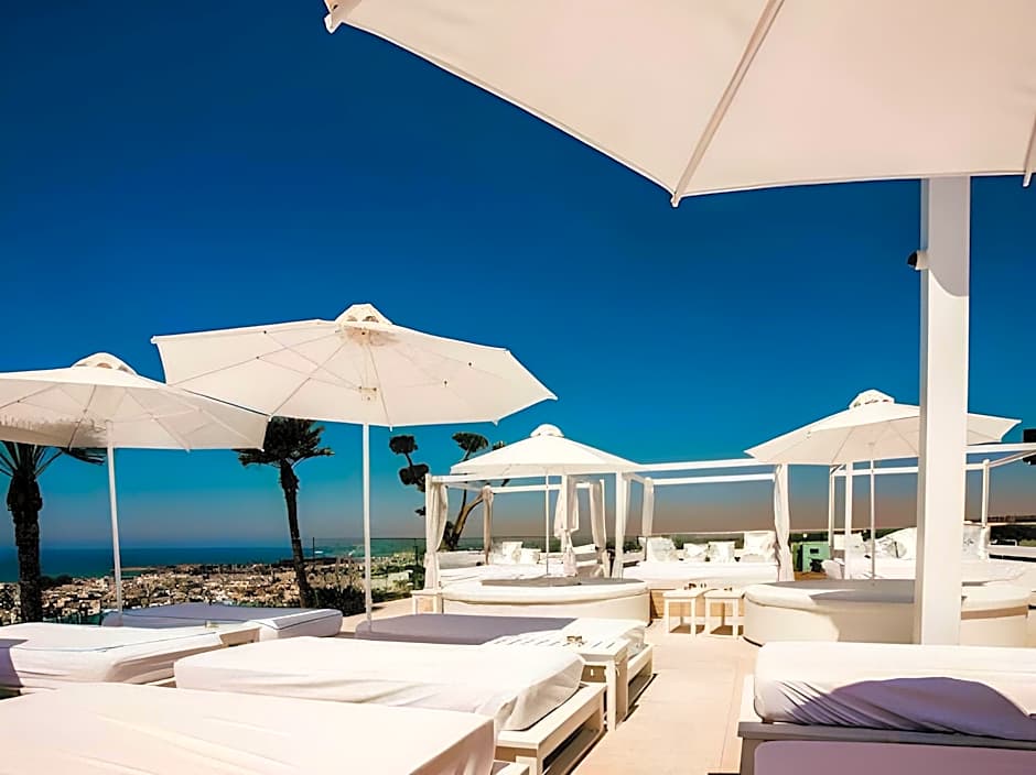 Hotel Napa Suites (Adults Only)