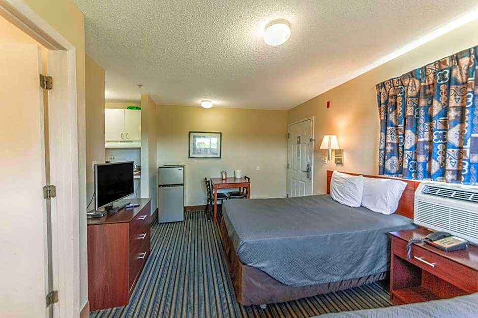 Studio 6 Greensboro NC I40