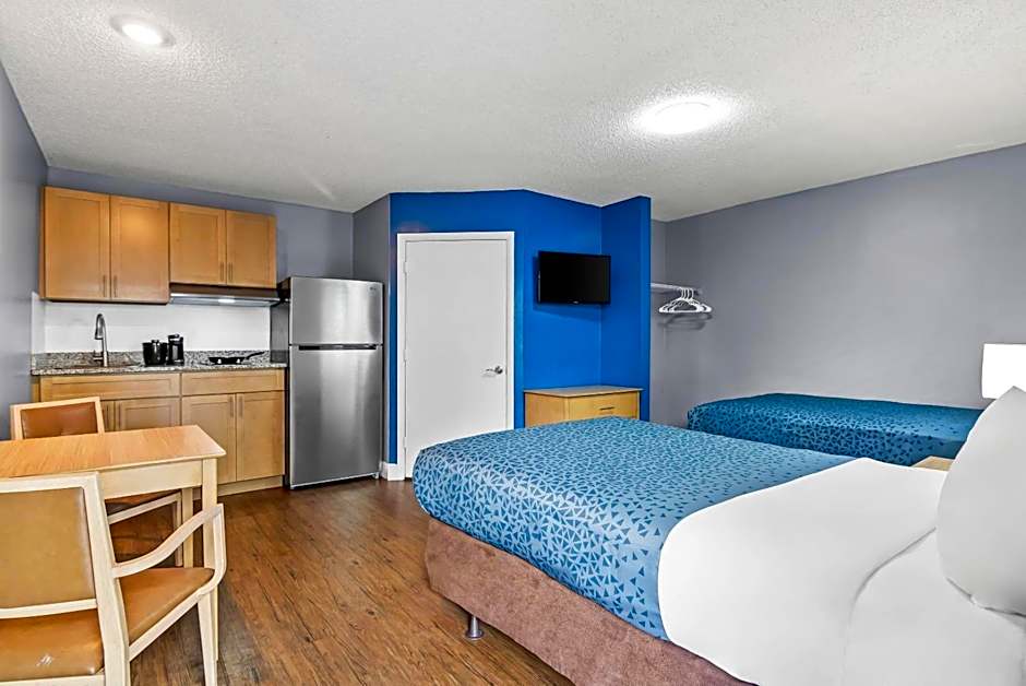 Suburban Studios Stuart near Federal Hwy 1