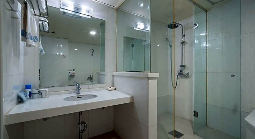 Amour Symphony Hotel