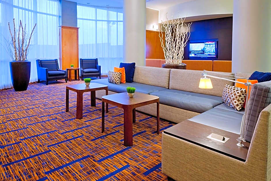 Courtyard by Marriott Toronto Markham