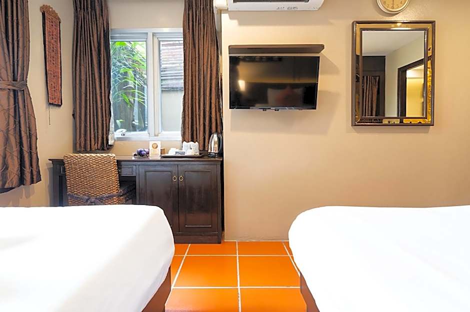Baan Sukhumvit Soi 20