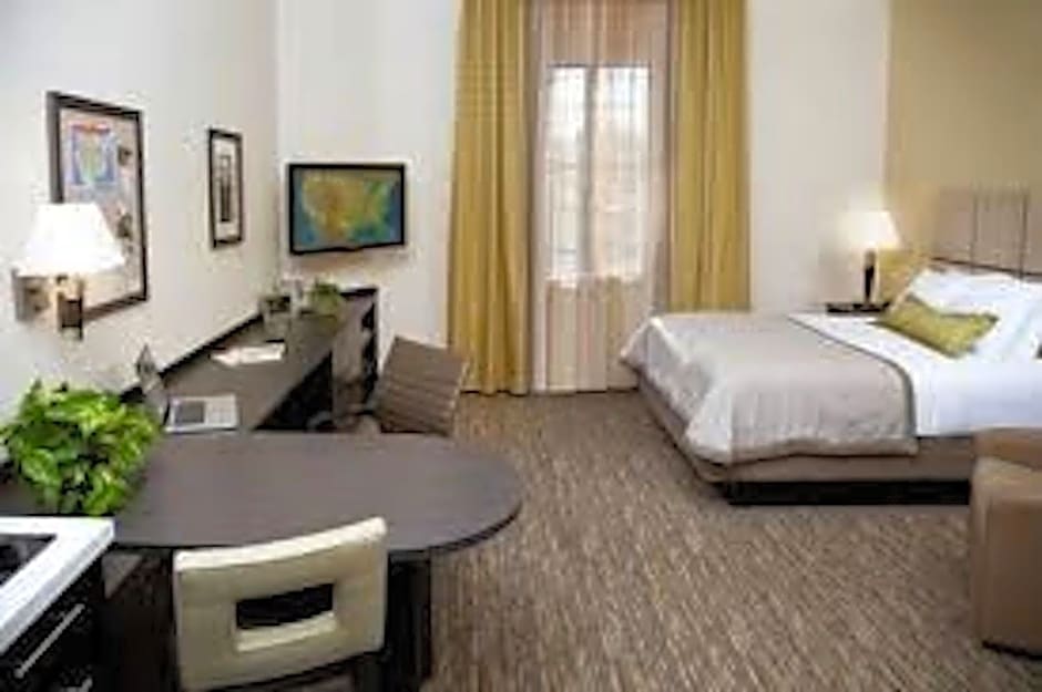 Candlewood Suites Denver Northeast - Brighton