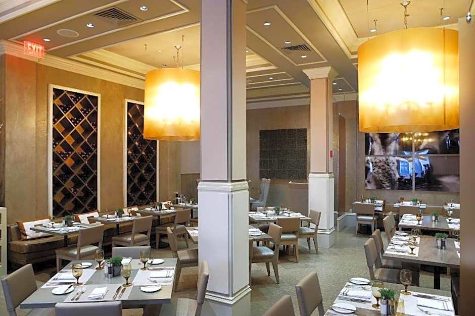 Fifteen Beacon Hotel