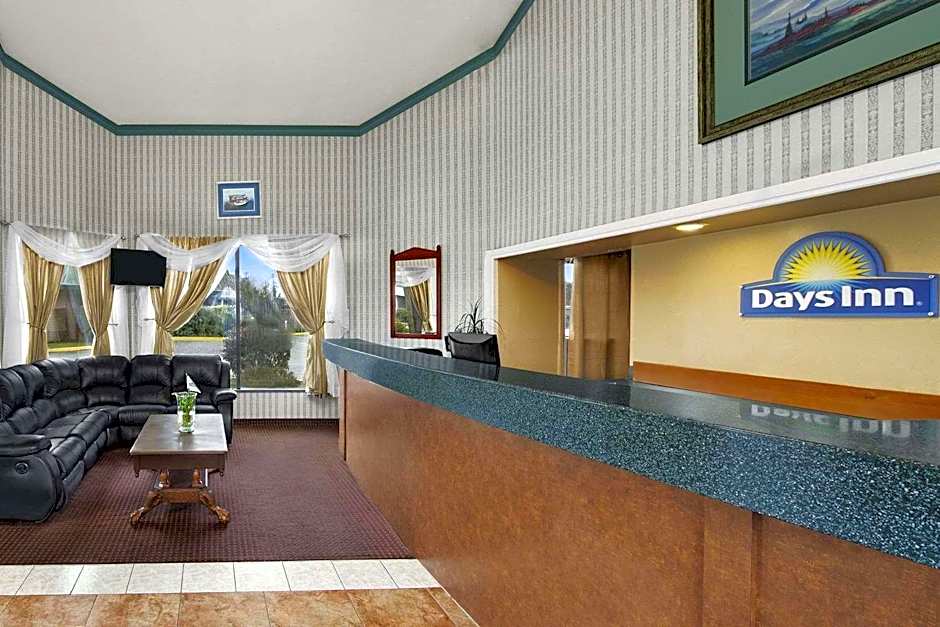 Days Inn by Wyndham Auburn