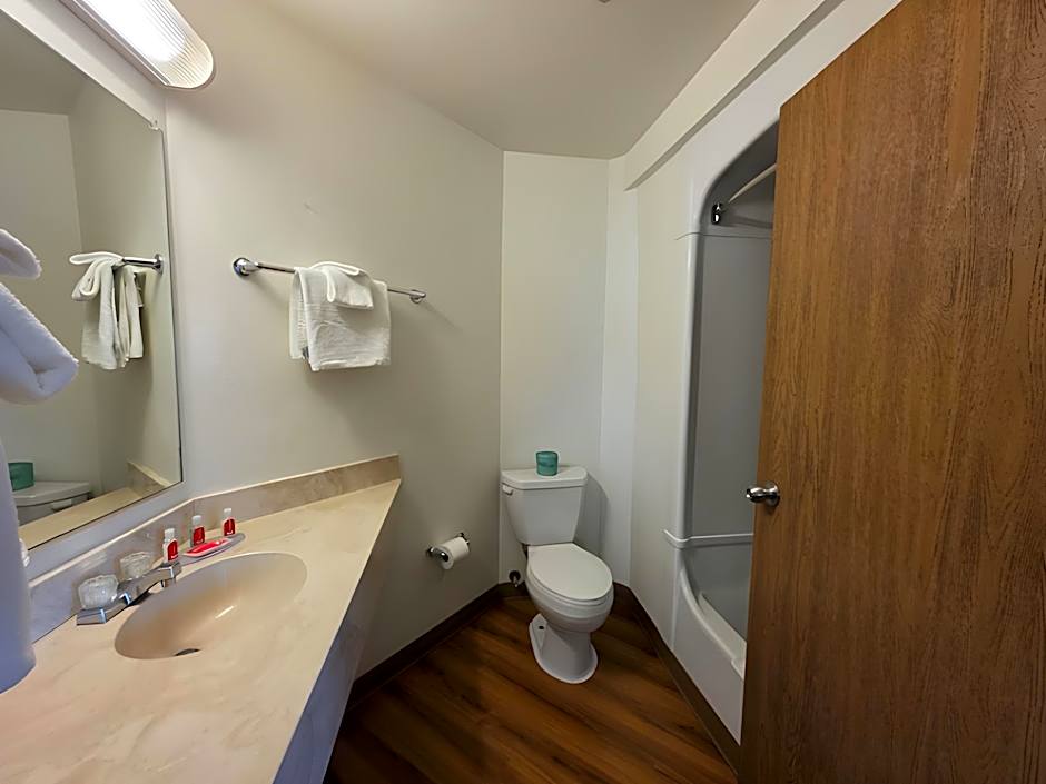 Econo Lodge Hot Springs South