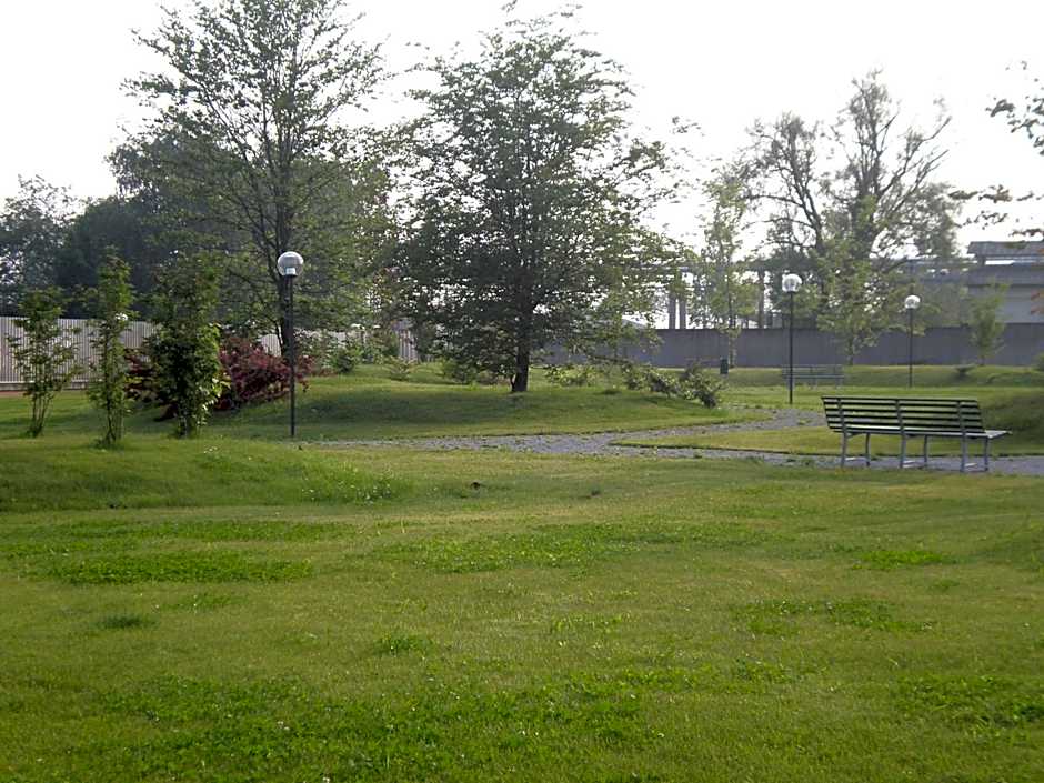 Groane Hotel Residence