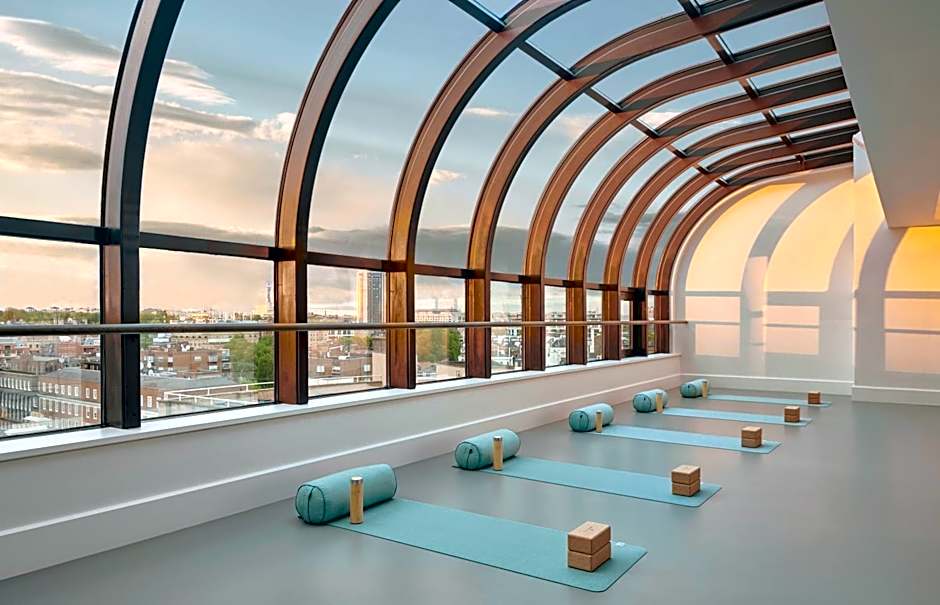 Jumeirah Lowndes Hotel