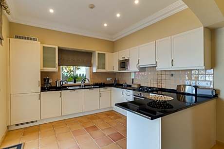 T3 Bedroom With Sea View