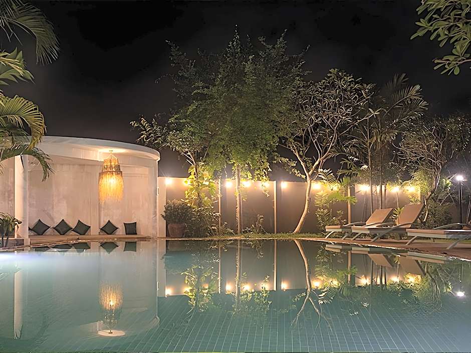 Through The Looking Glass Wellness Retreat Resort – Siem Reap, 