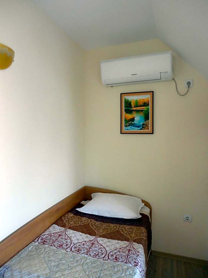Barex Family Hotel