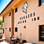 Pegasus Motor Inn and Serviced Apartments