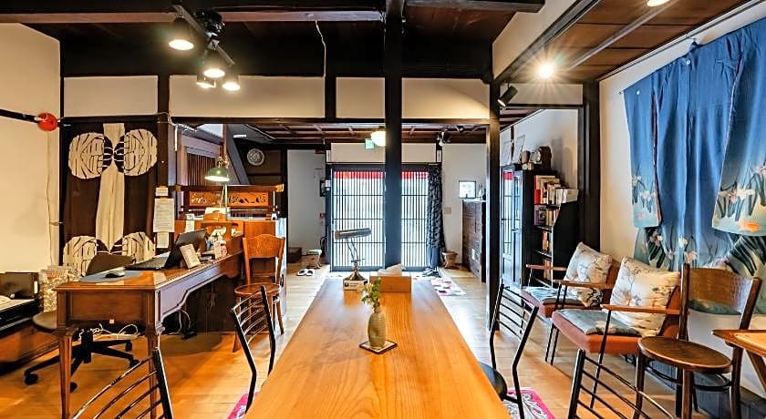 Guesthouse & Salon Tsukito