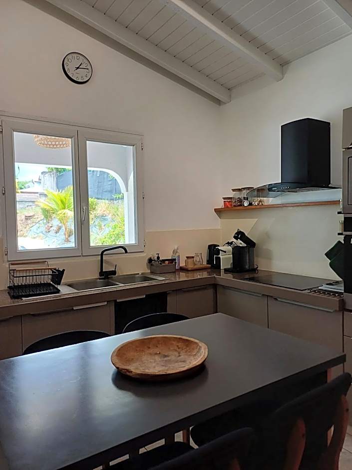 Private House, Pierrette 3 rooms