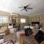 Farmhouse Lodge