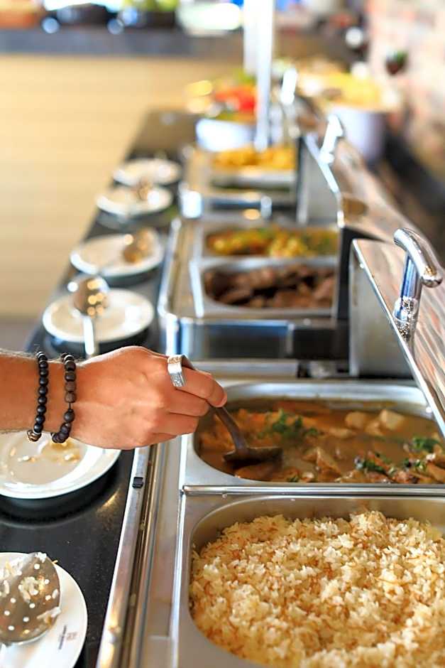 Laren Sea Side Hotel Spa