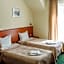 Dionis Hotel