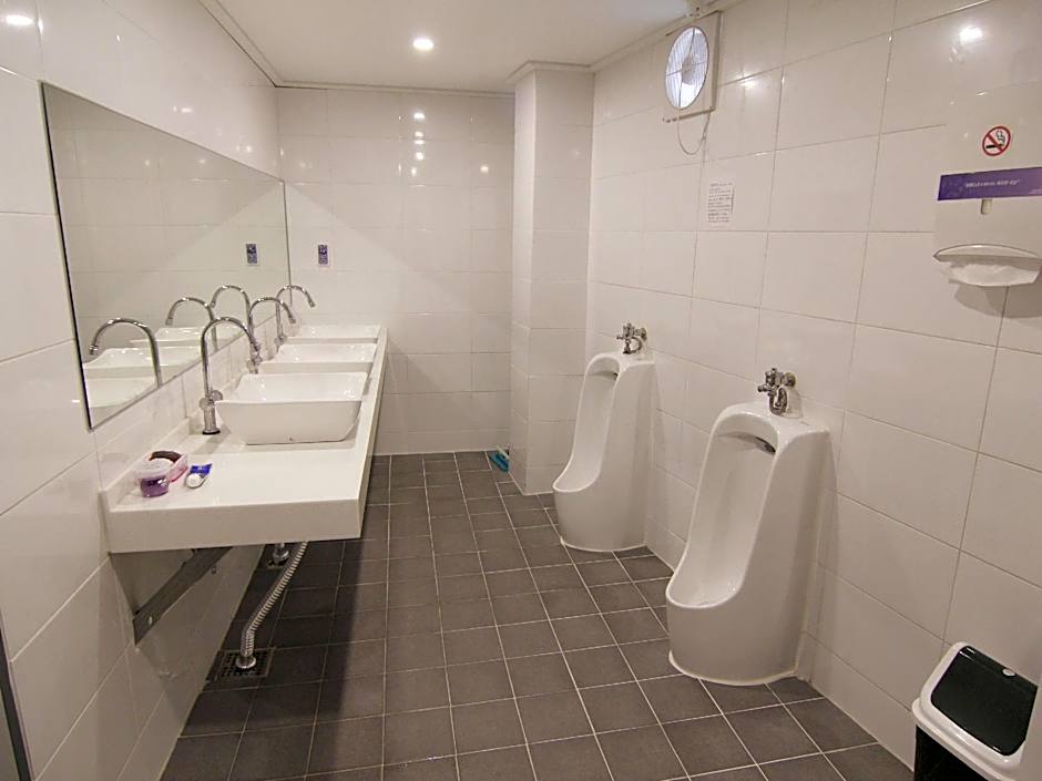 Dongseongro Zero Guesthouse