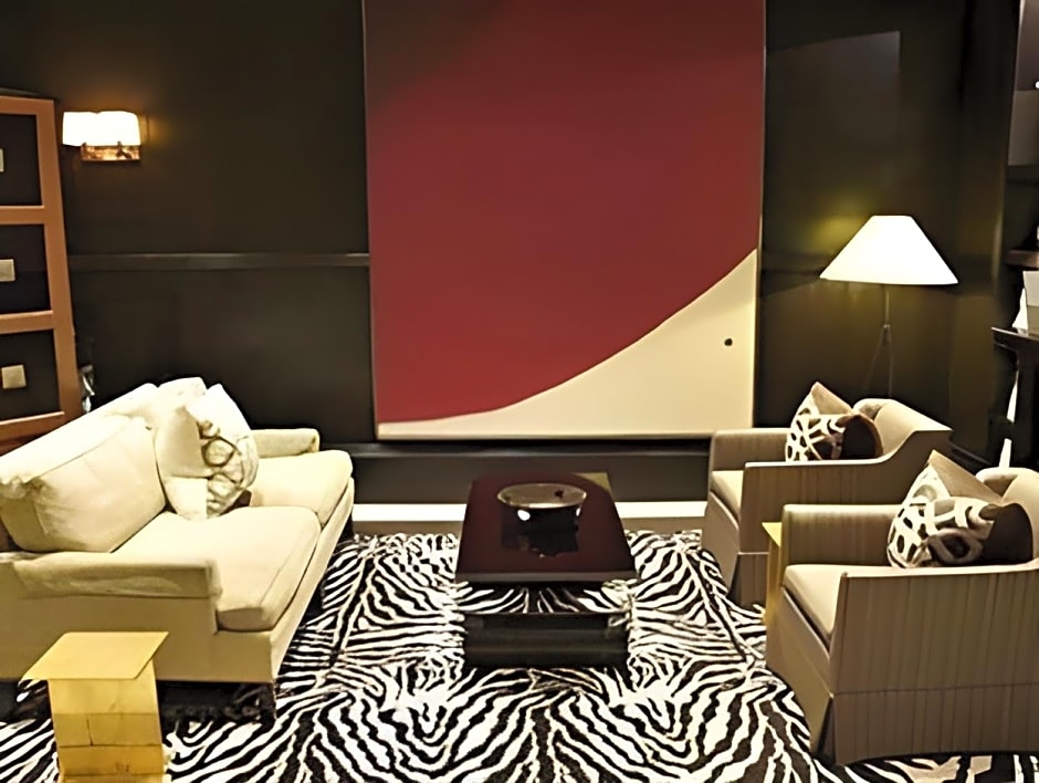 Fifteen Beacon Hotel