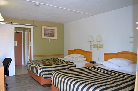 Queen Room with Two Queen Beds